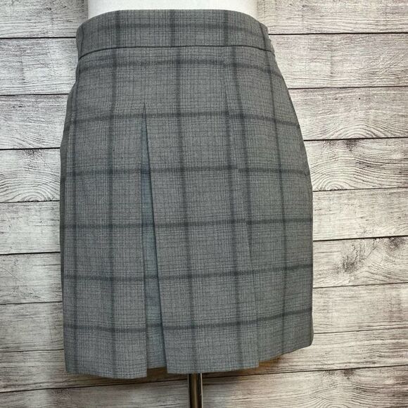 Loft Pleated Skirt - Picture 2 of 6